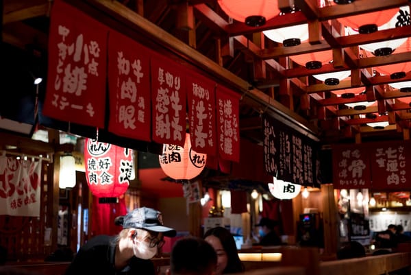 Accelerating Menu and Service Improvement in Restaurants Using Customer Feedback